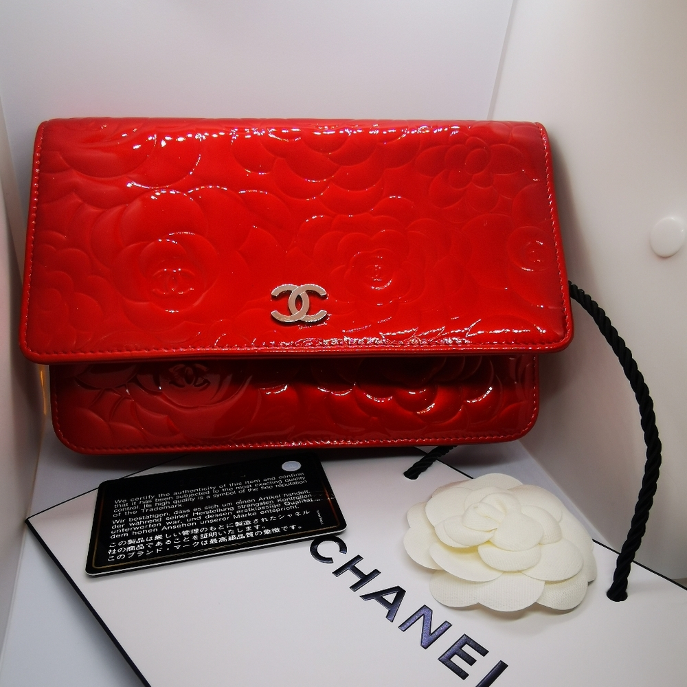 💯 authentic Chanel classic WOC